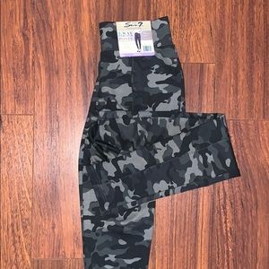 hidden camo leggings